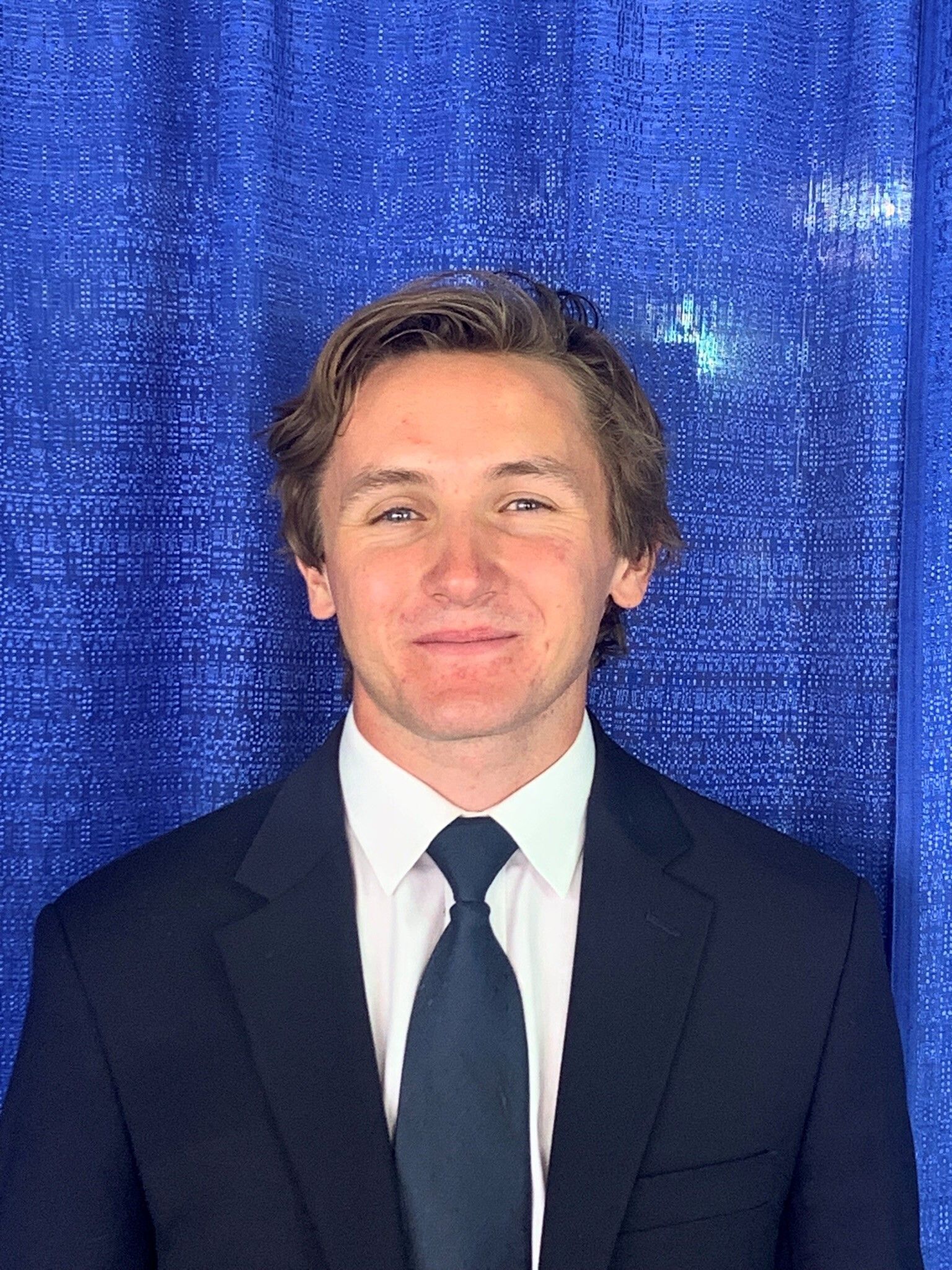 headshot-image-of-LEF-scholarship-recipient-JP-Lipari