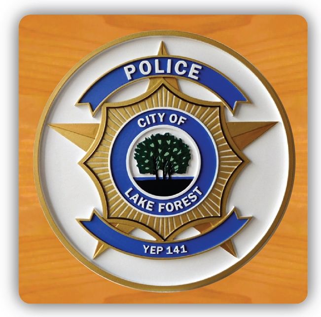 EA-2095 -  Badge of Police Department of the City of Lake Forest on Mahogany Plaque 