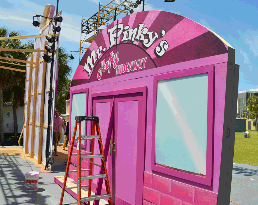 Storefront of "Mr. Pinky's" - wide format color printing by Bayprint