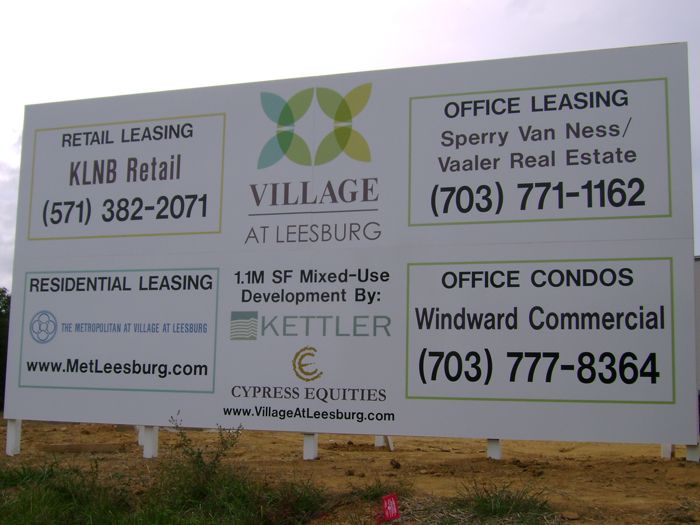 Village at Leesburg Site Sign