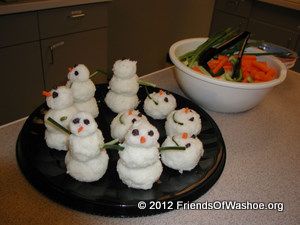 Snowmen made from rice