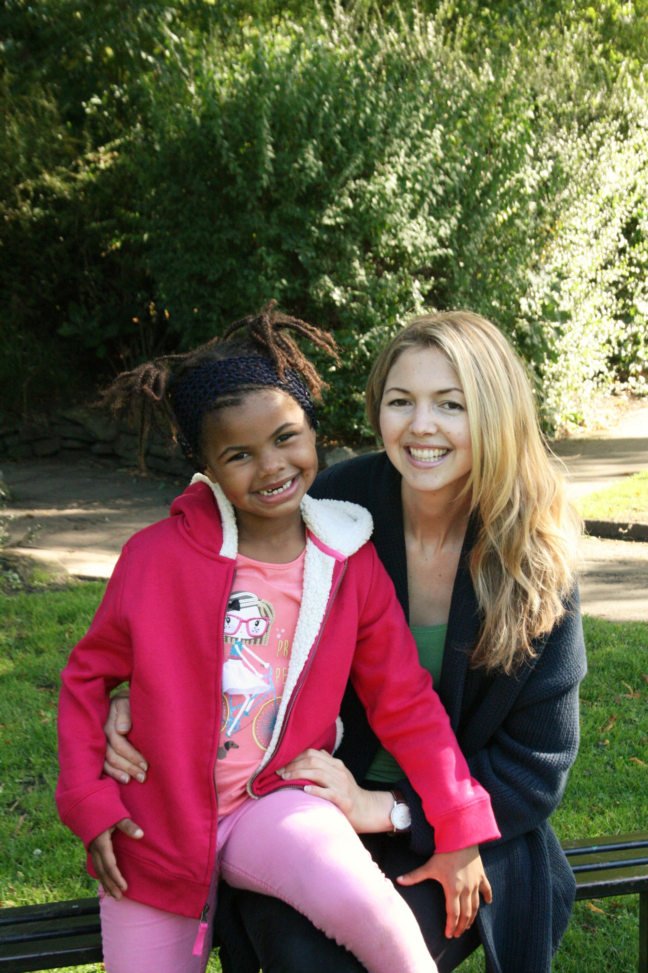 Picture of Xanthe and her mom Chloe.